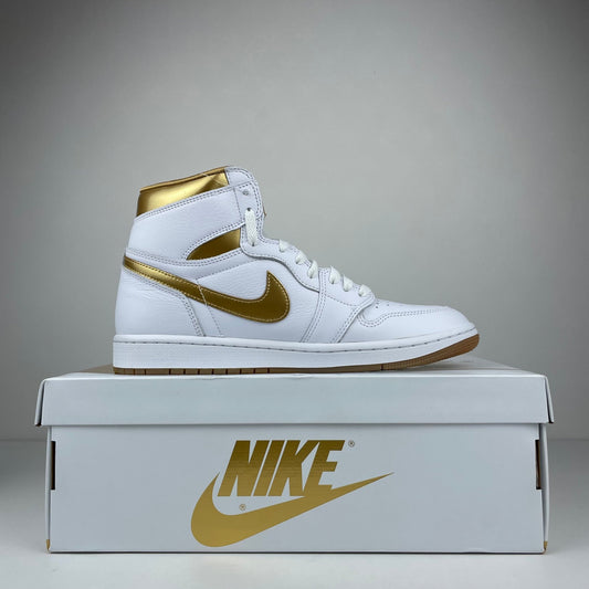 Nike Jordan 1 Retro High OG Metallic Gold (Women's) - EU 42.5/UK 8/US 10.5/CM 27.5