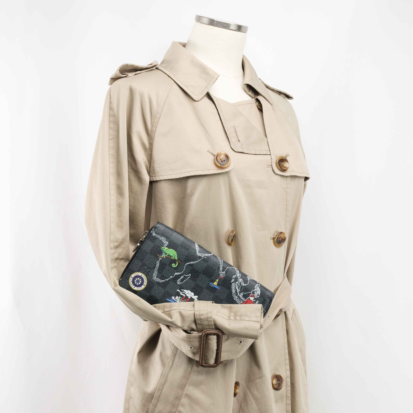 Louis Vuitton Brazza Wallet in Damier Graphite World Tour Print