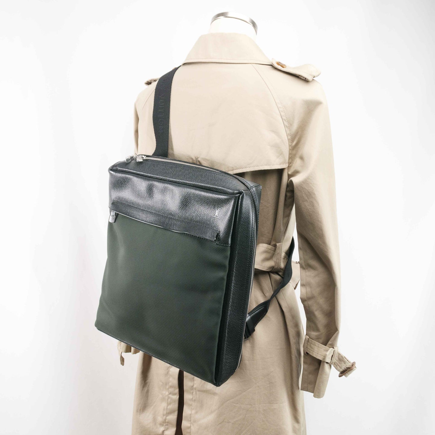 Louis Vuitton Taiga Leather District PM Messenger Bag