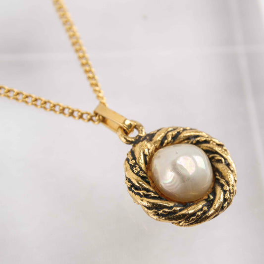 Authentic CHANEL Faux Pearl Pendant Necklace
