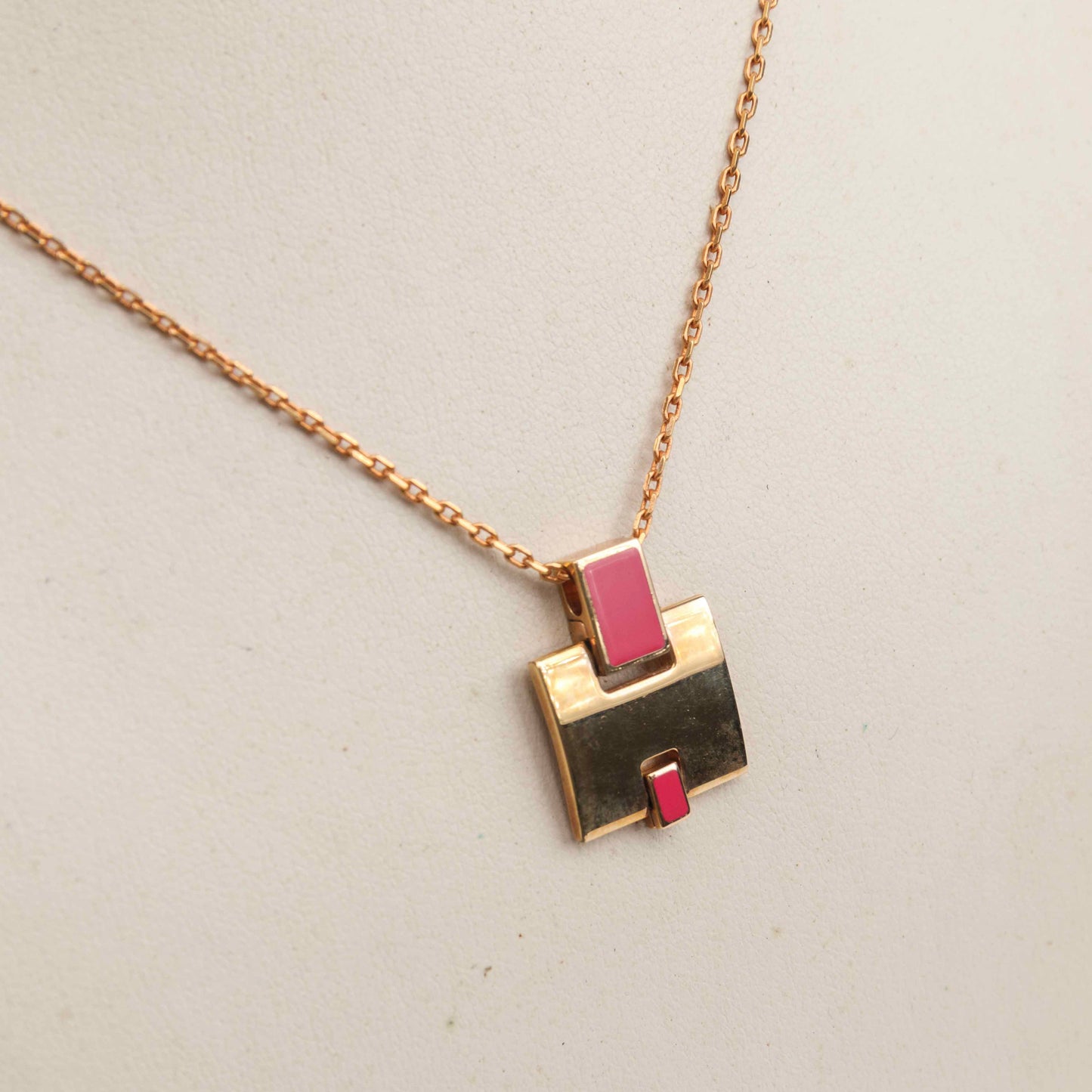 HERMES Irene H Motif Red Lacquered Gold Pendant