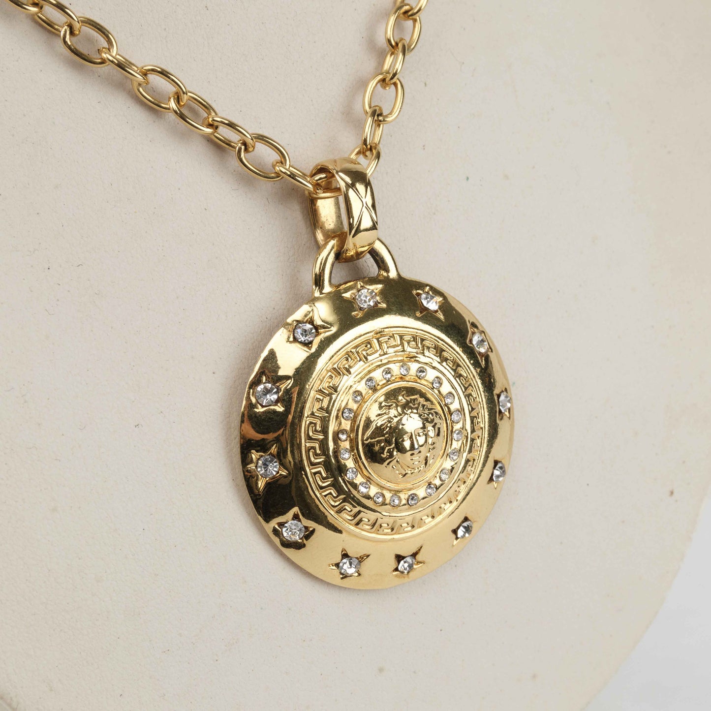 GIANNI VERSACE Gean Never Satha Medusa Necklace