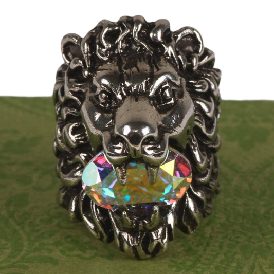Gucci Lion Head Motif Crystal Ring In Silver