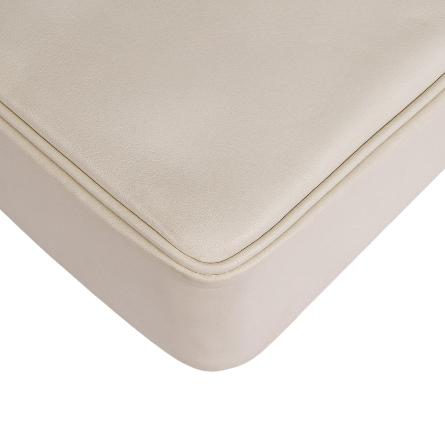 Moschino heart shape quilted calfskin Gold chain strap purse