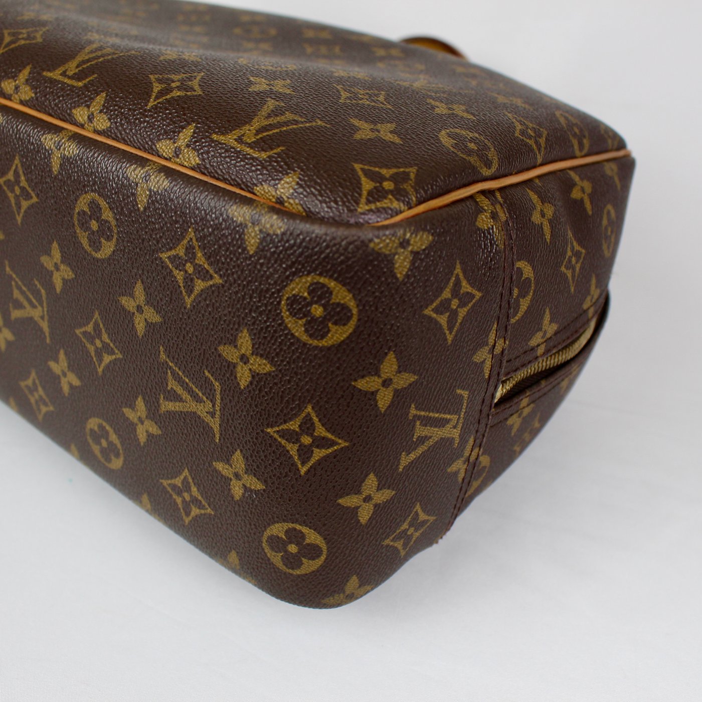 Louis Vuitton Monogram Canvas Deauville Travel Hand Bag
