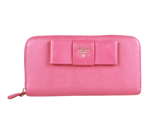 Authentic Salvatore Ferragamo pink leather long wallet