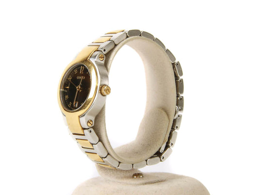 Authentic Gucci 8900L gold-tone stainless Bracelet Watch