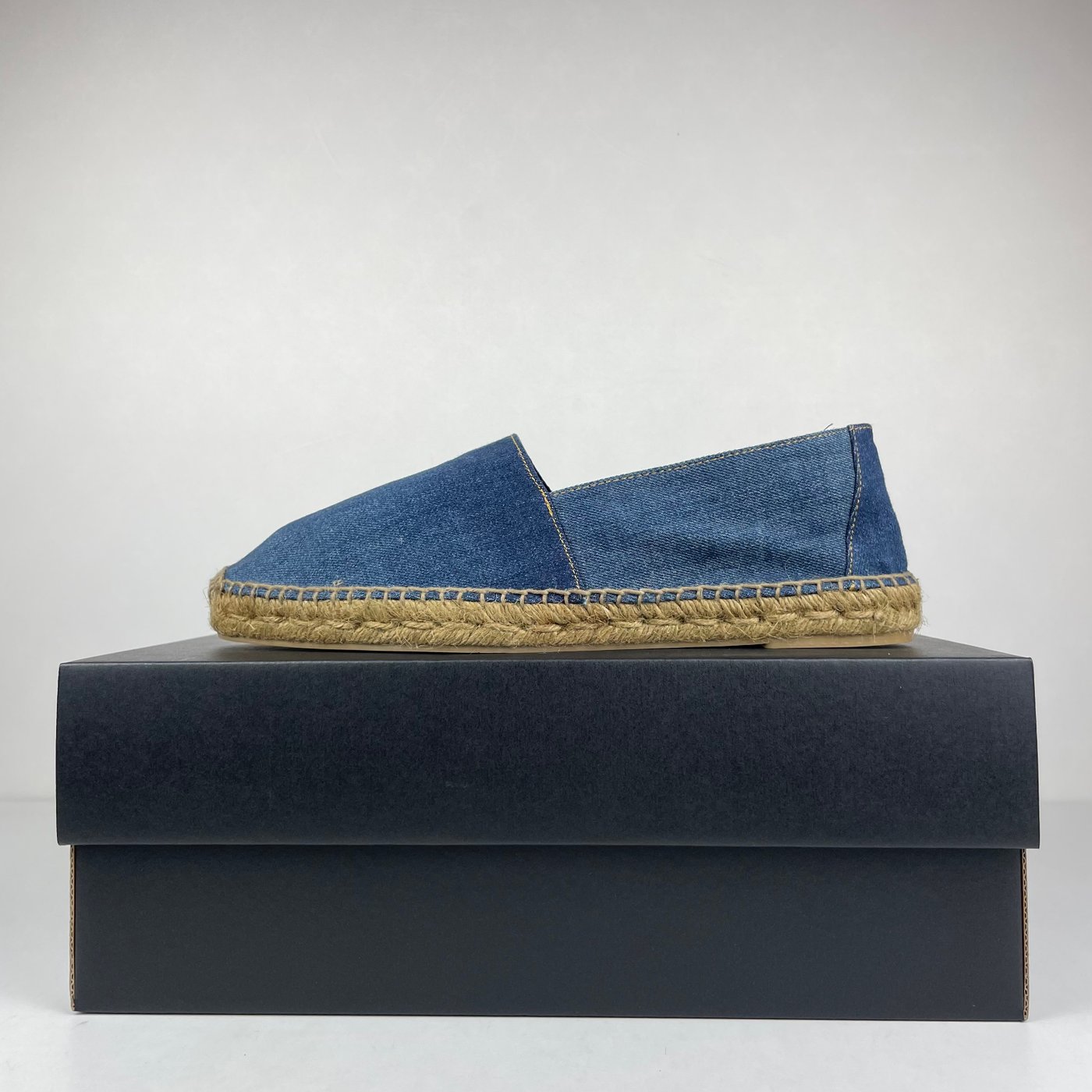 Yves Saint Laurent logo-embroidered denim espadrilles