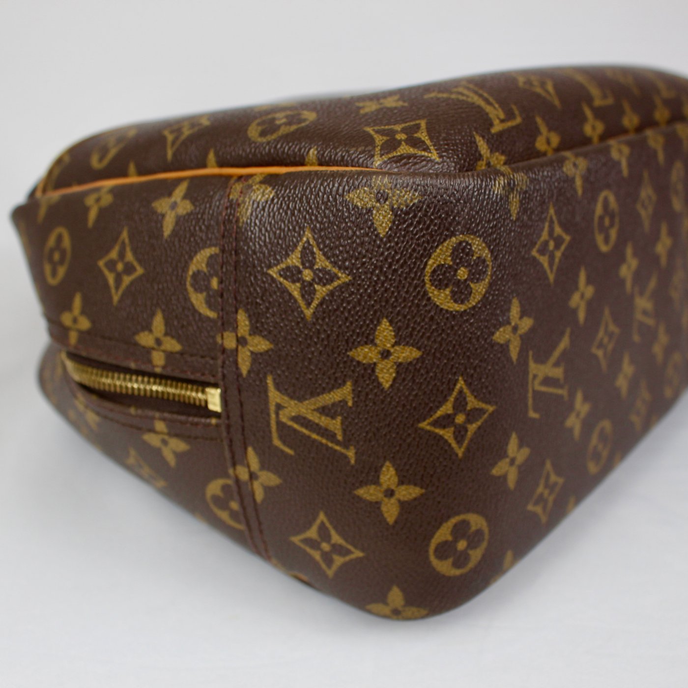 Louis Vuitton Monogram Canvas Deauville Travel Hand Bag