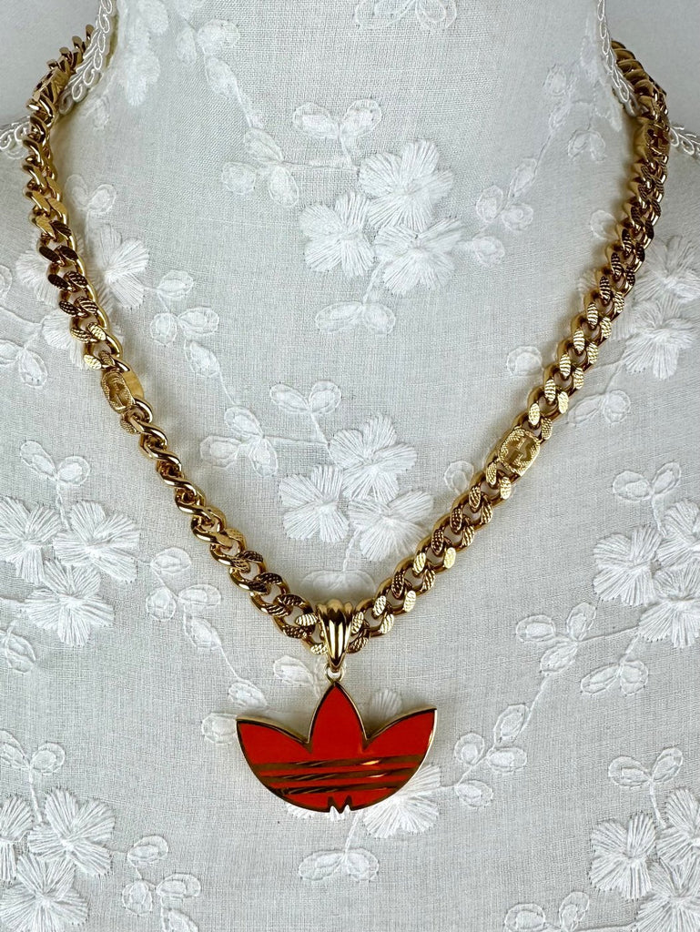 Authentic Gucci x Adidas Trefoil Golmet chain Necklace Orange