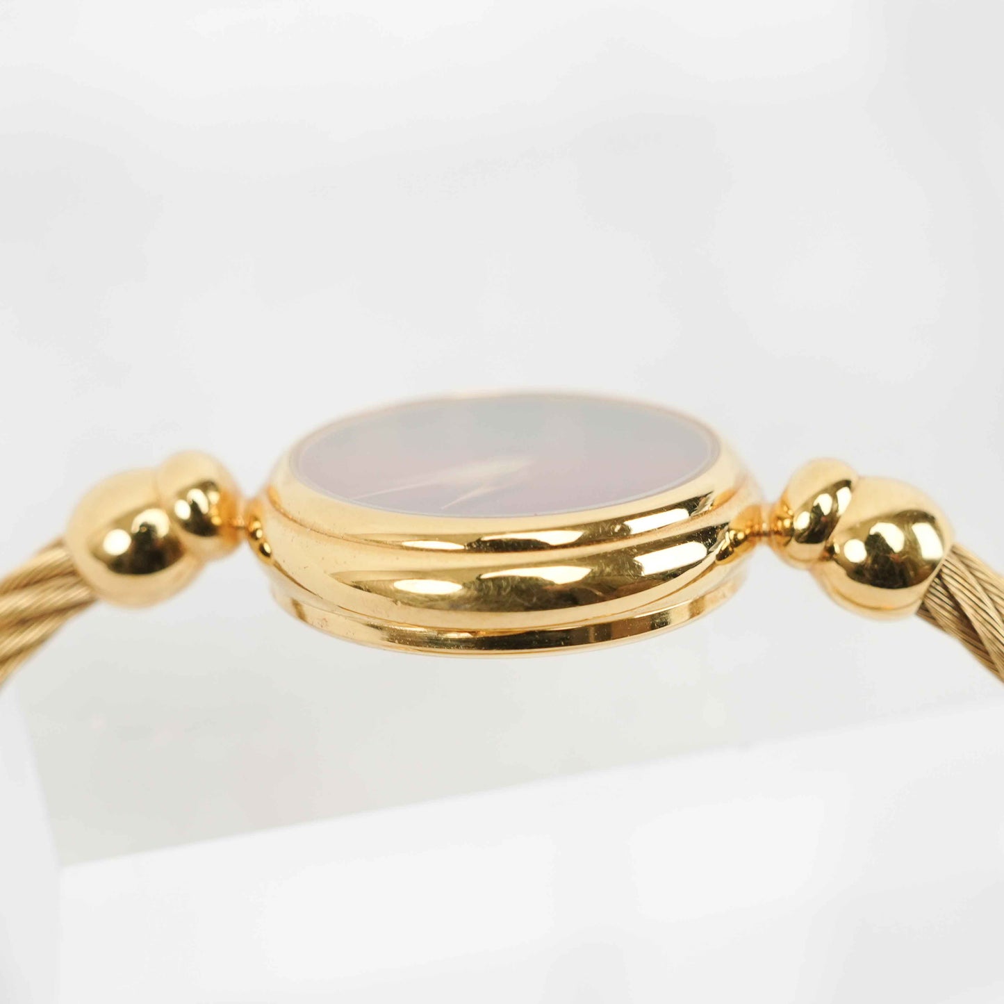 Gucci Vintage Cable Bangle Watch – Swiss Quartz – 1980s/1990s