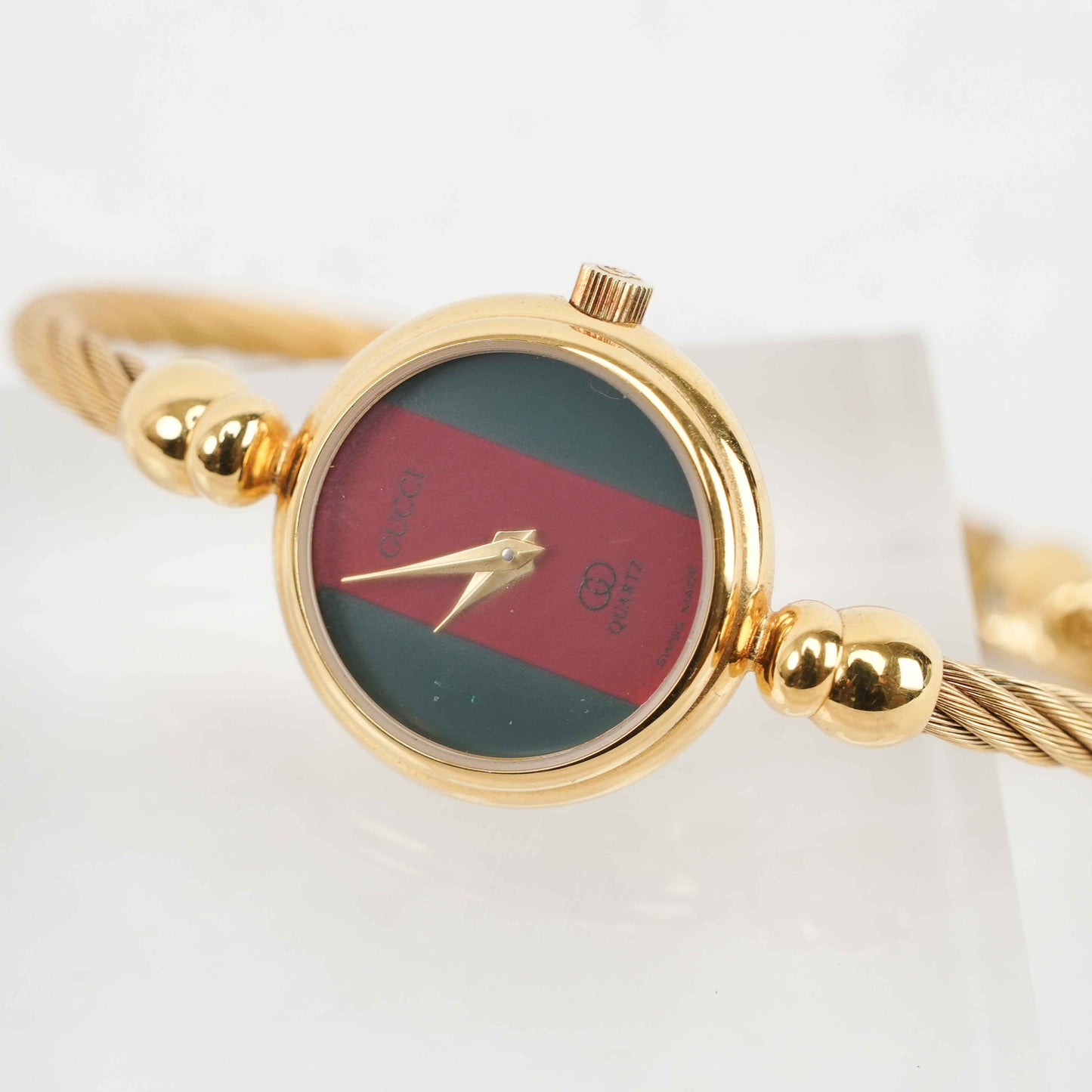 Gucci Vintage Cable Bangle Watch – Swiss Quartz – 1980s/1990s