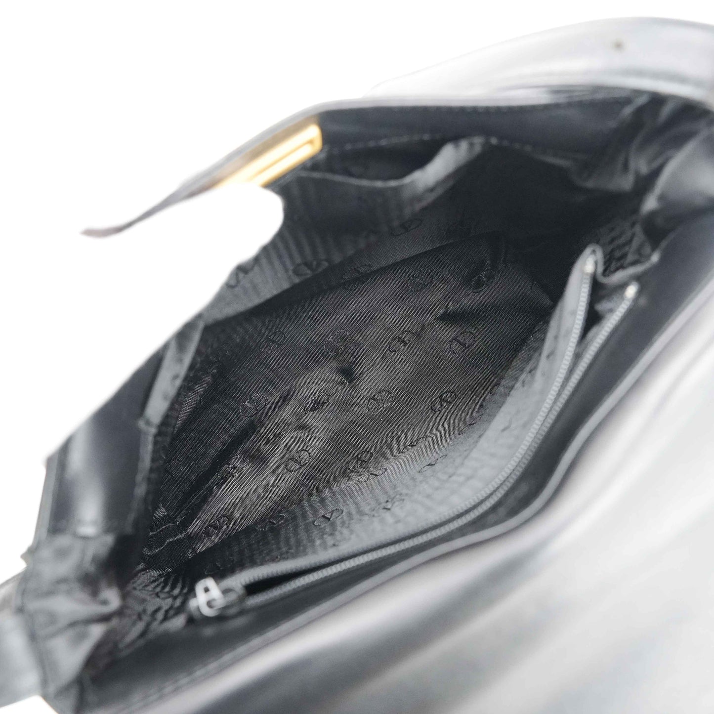 Valentino Garavani – Vintage Shoulder Bag in Black Leather