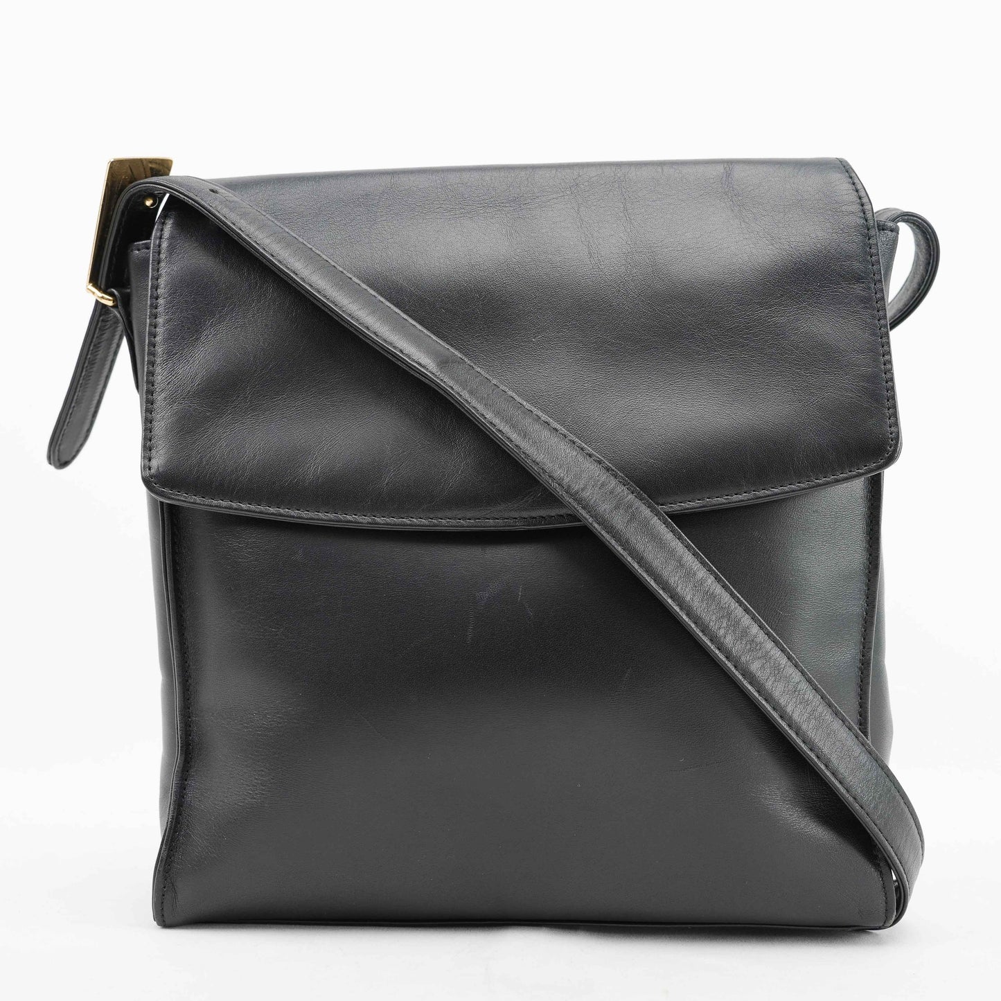 Valentino Garavani – Vintage Shoulder Bag in Black Leather