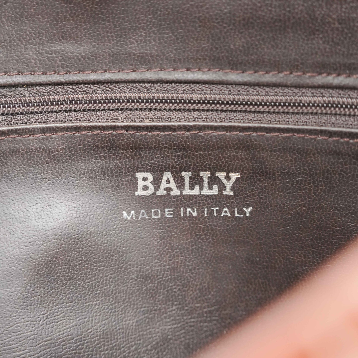 Bally Vintage Crocodile-Embossed Leather Clutch Bag – Brown – Made in Italy