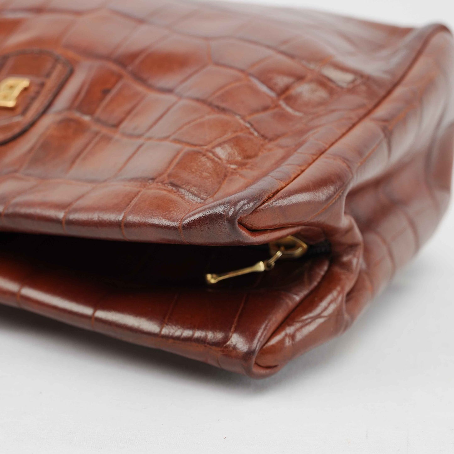 Bally Vintage Crocodile-Embossed Leather Clutch Bag – Brown – Made in Italy