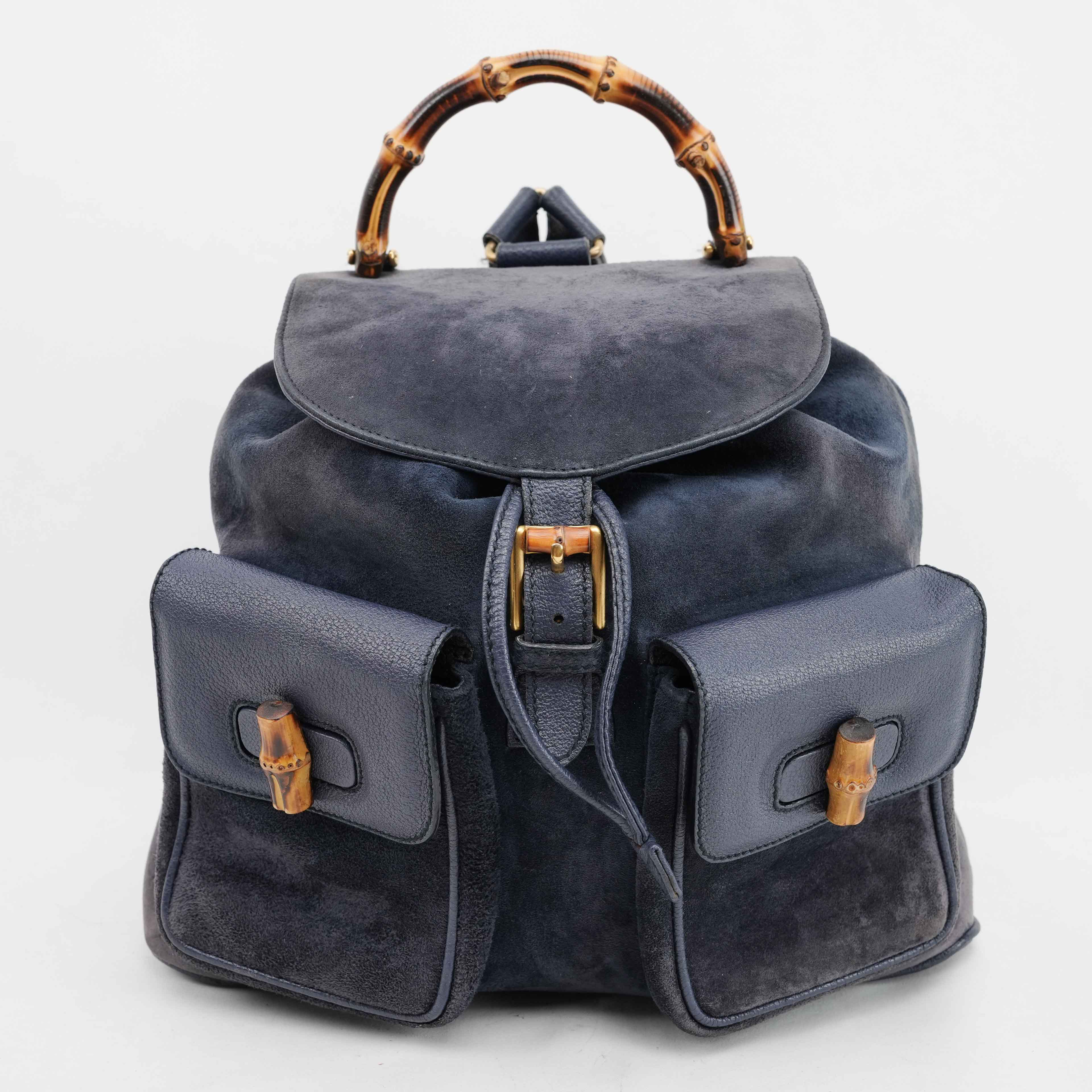 バッグ 863 vintage gucci bumboo backpack navy Gucci Vintage Bamboo/Leather & Suede Backpack in Navy Blue