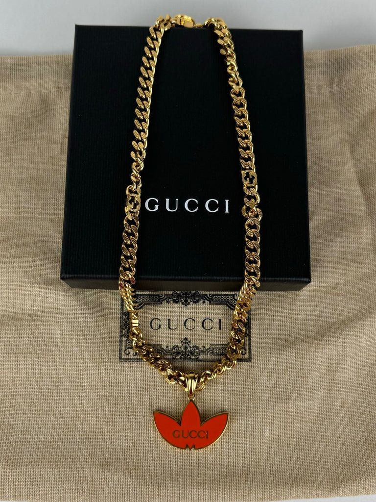 Authentic Gucci x Adidas Trefoil Golmet chain Necklace Orange