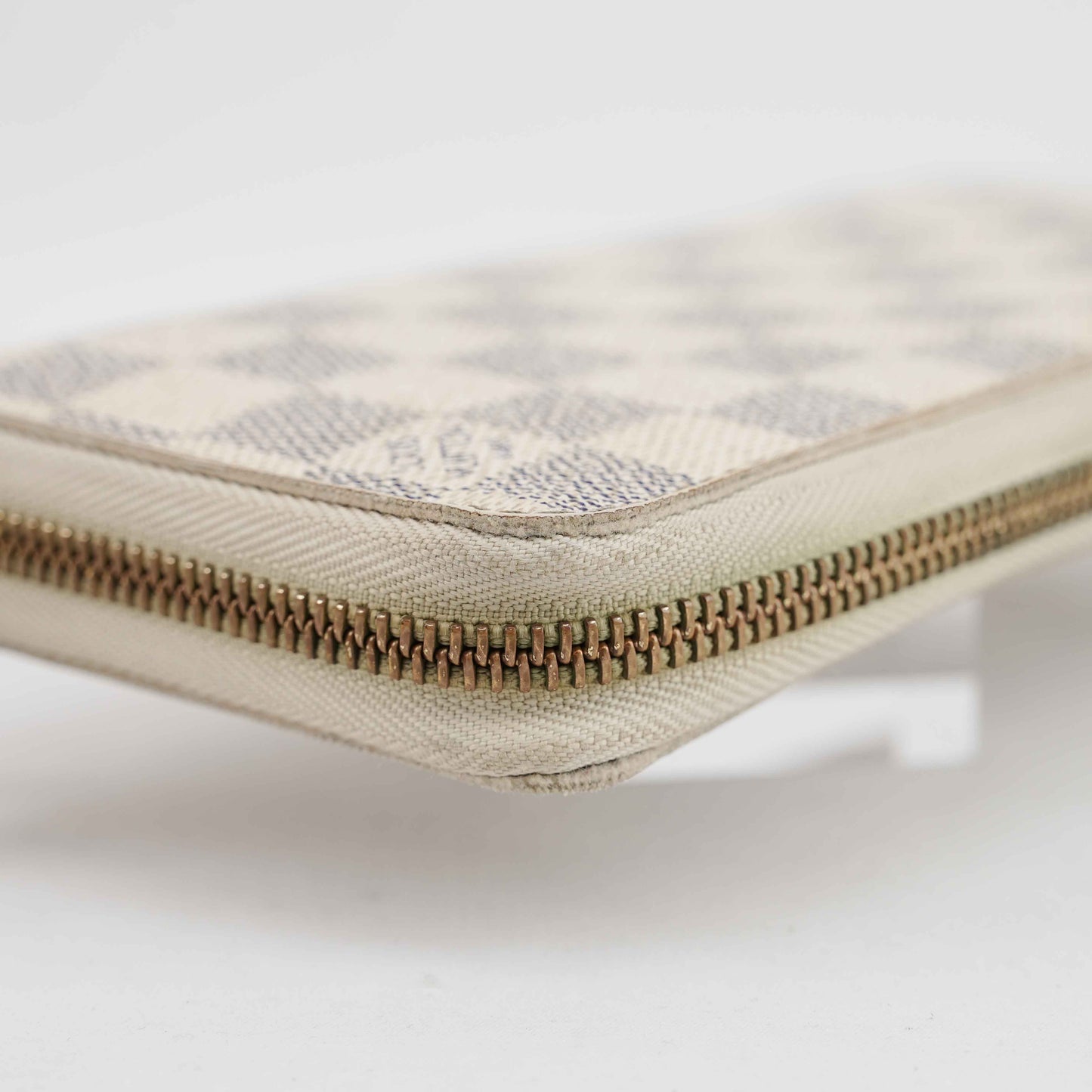 Louis Vuitton Zippy Wallet Damier Azur Canvas – Made in France