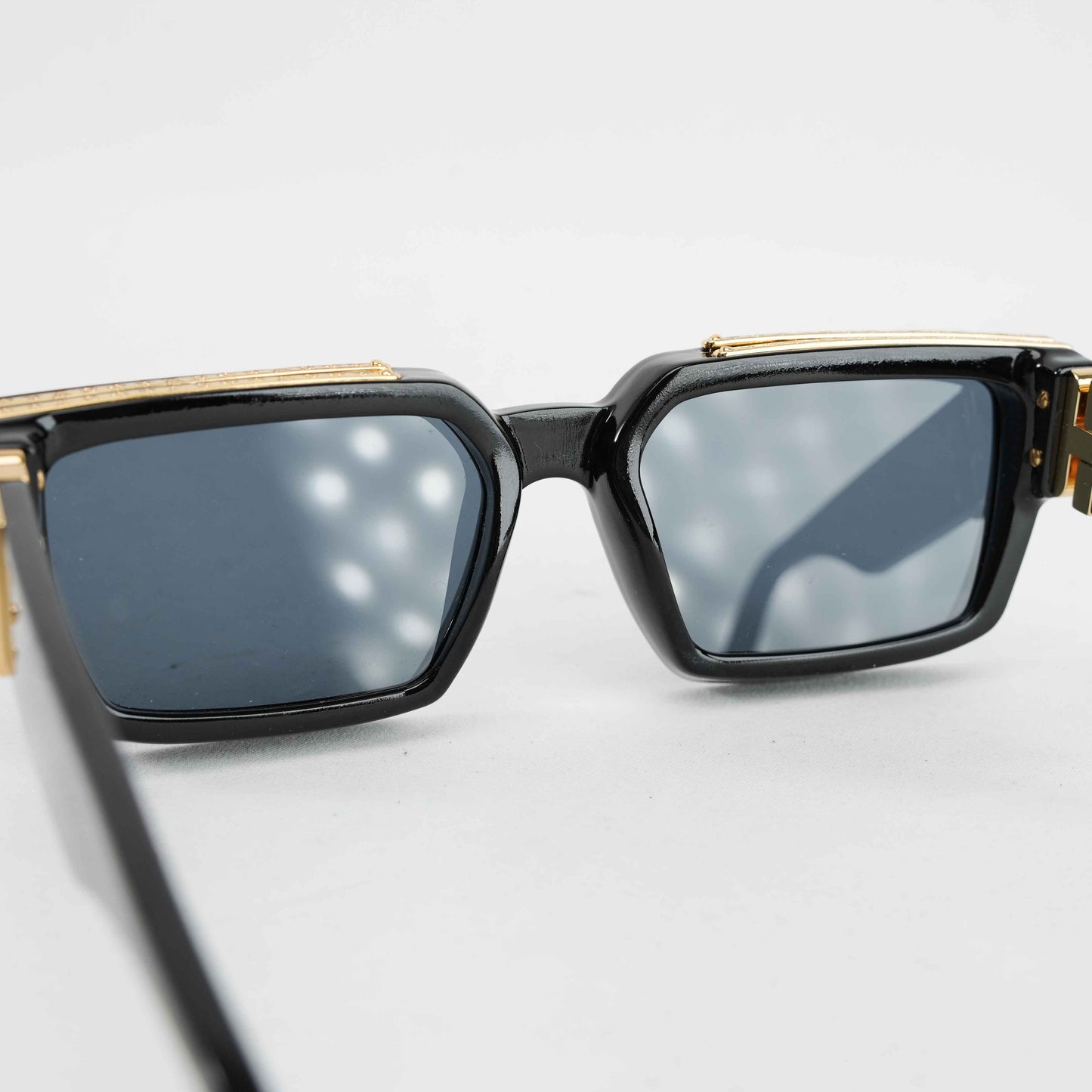 Authentic Louis Vuitton Millionaire Sunglasses – Black & Gold
