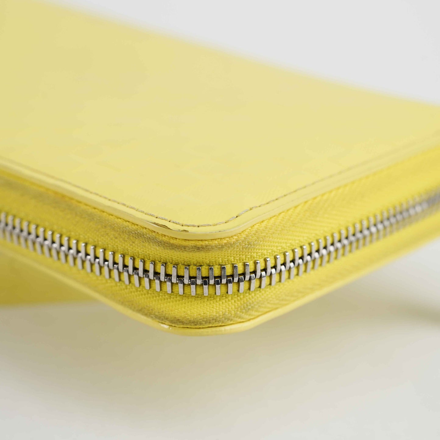 Louis Vuitton Zippy Wallet – Limited Edition SS2013 – Yellow