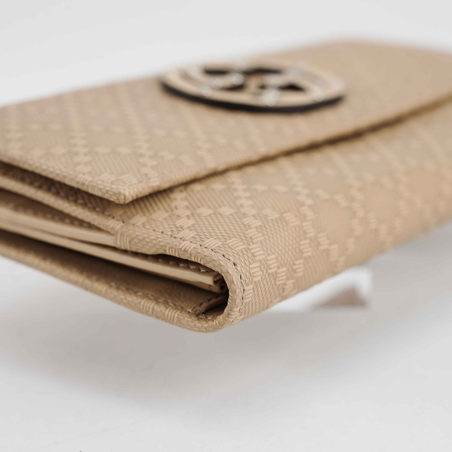 Gucci Beige Jacquard Canvas Trifold Wallet with Studded GG Logo – Model 231843