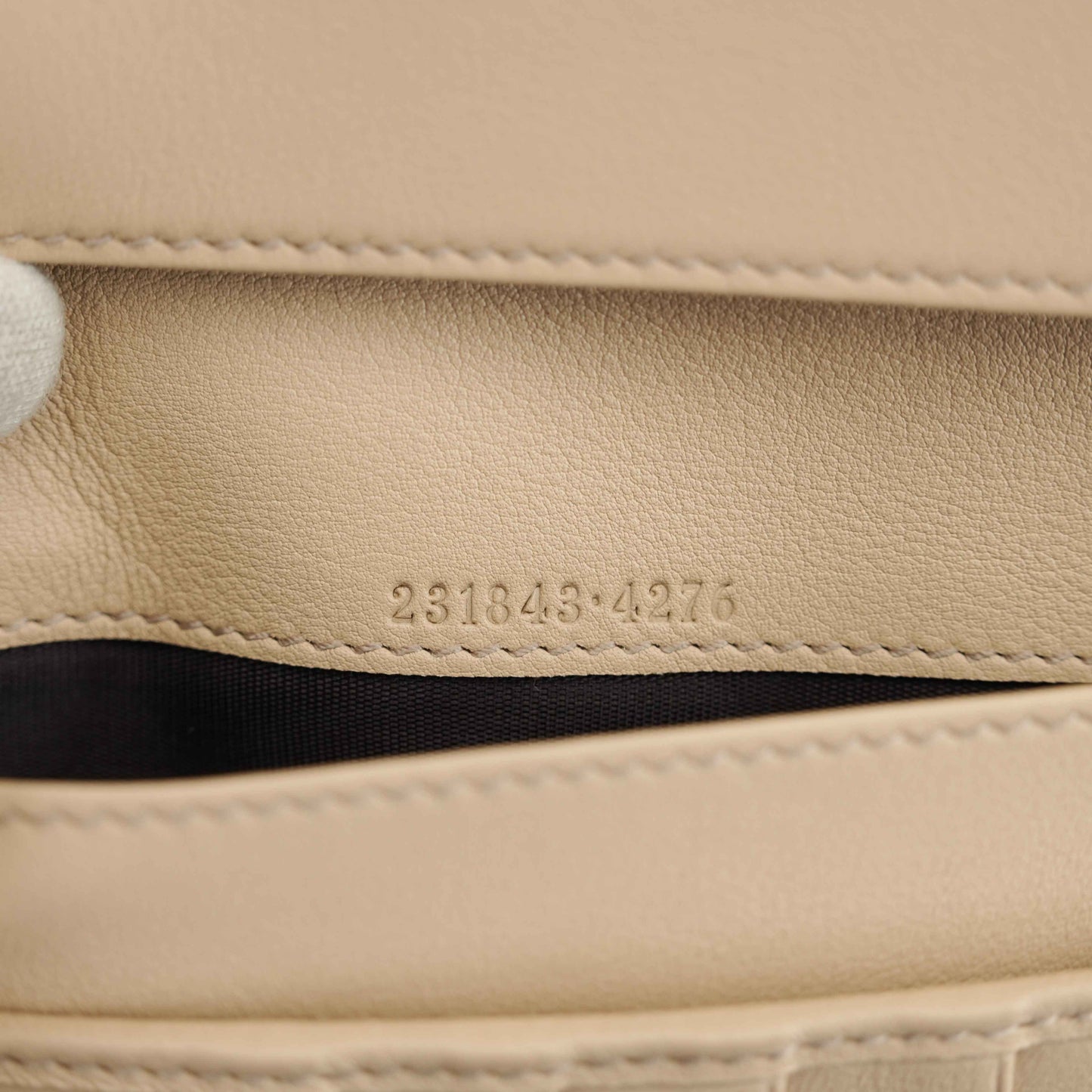 Gucci Beige Jacquard Canvas Trifold Wallet with Studded GG Logo – Model 231843