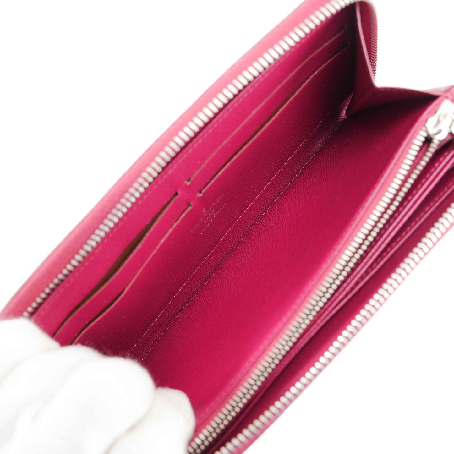Louis Vuitton Zippy Wallet in Fuchsia Epi Leather