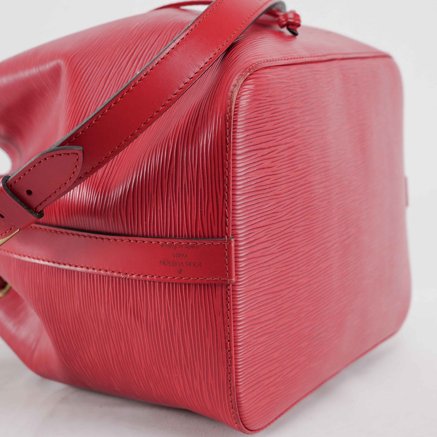 Authentic Louis Vuitton - Petit Noe - Shoulder bag