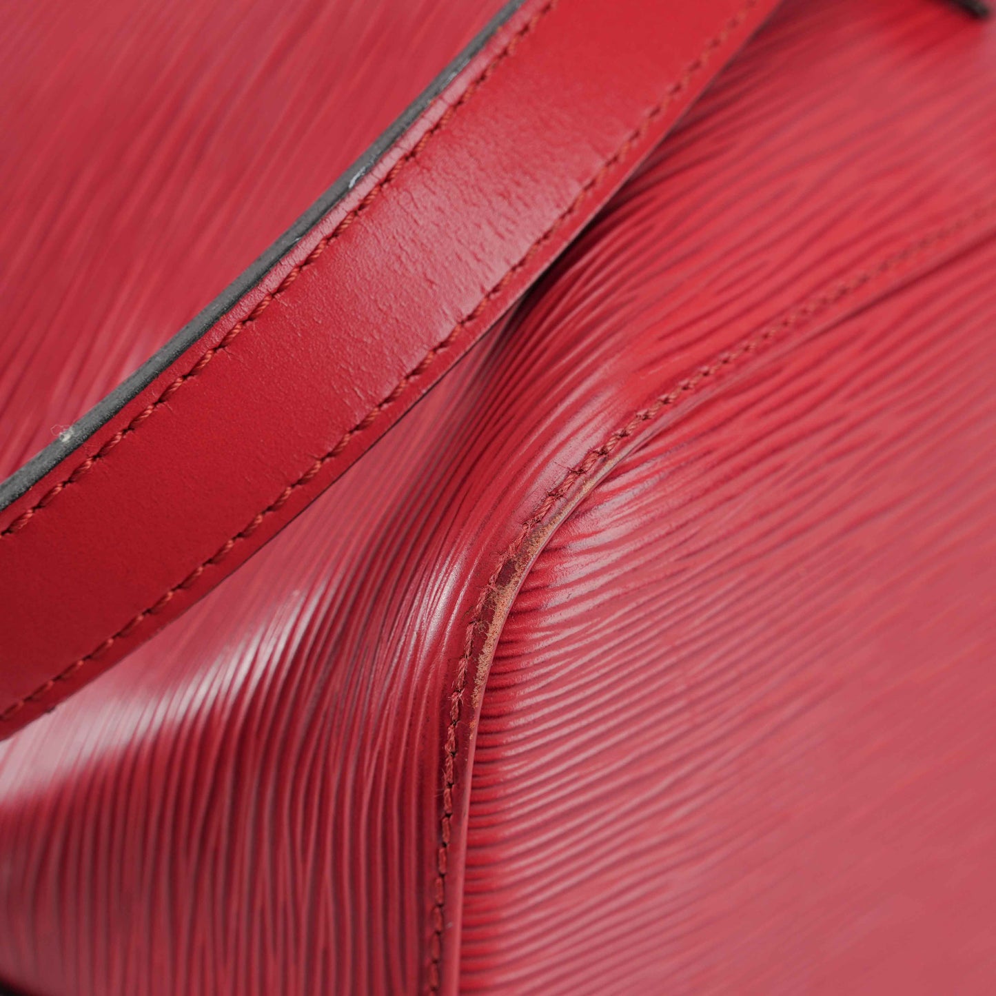 Authentic Louis Vuitton - Petit Noe - Shoulder bag