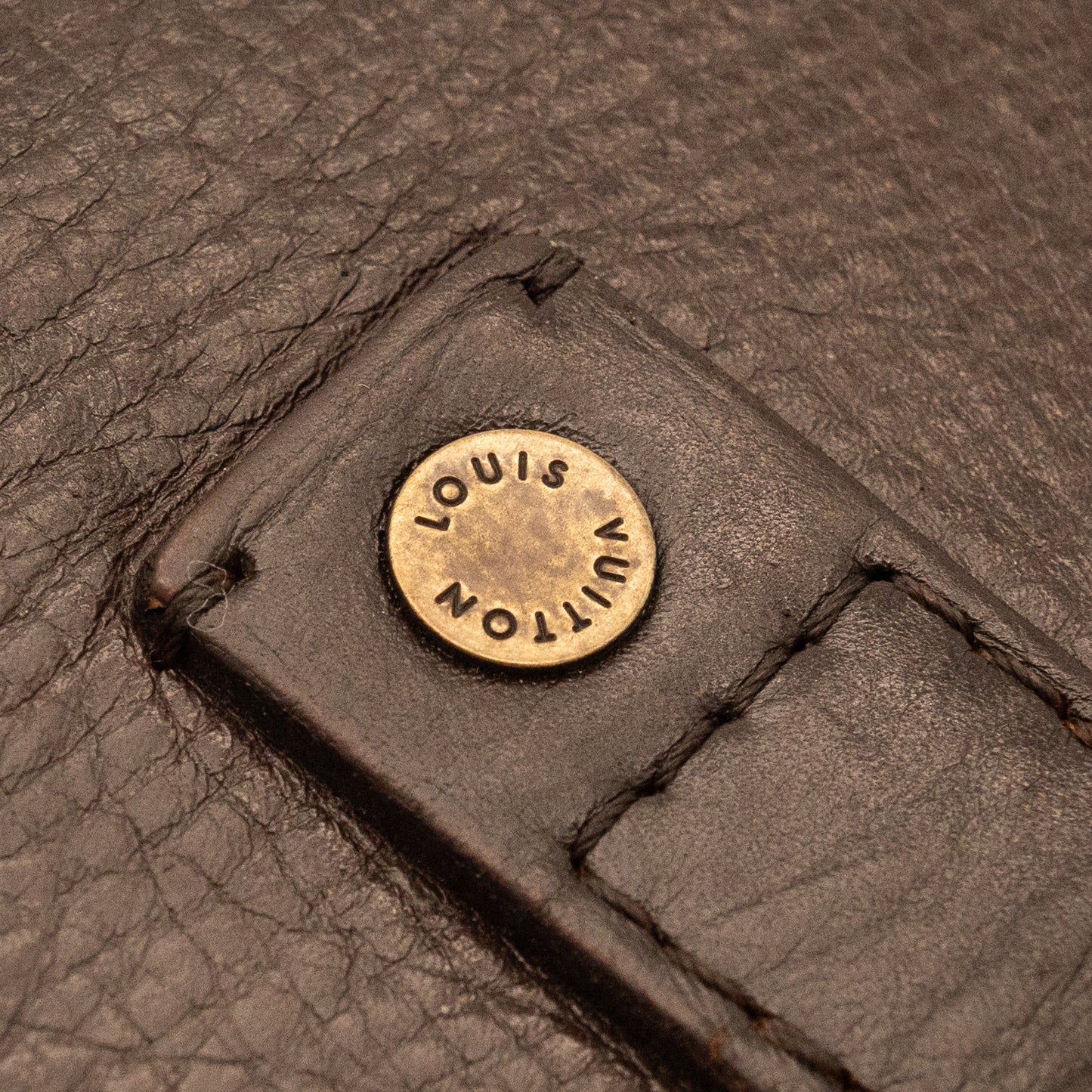 Louis Vuitton Utah Dark Brown Leather Crossbody Bag