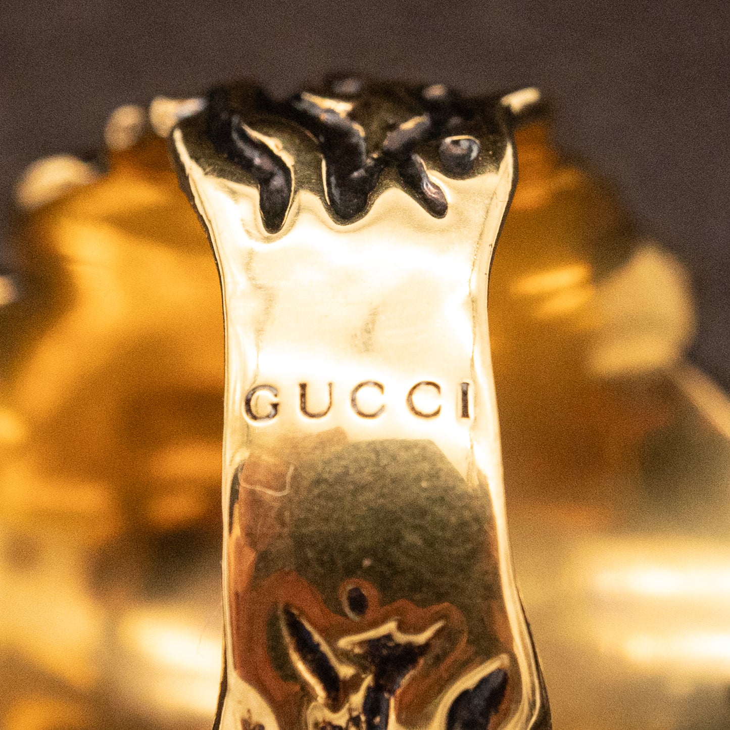 Authentic Gucci Lion Head Motif Black Crystal Ring In Gold & Black