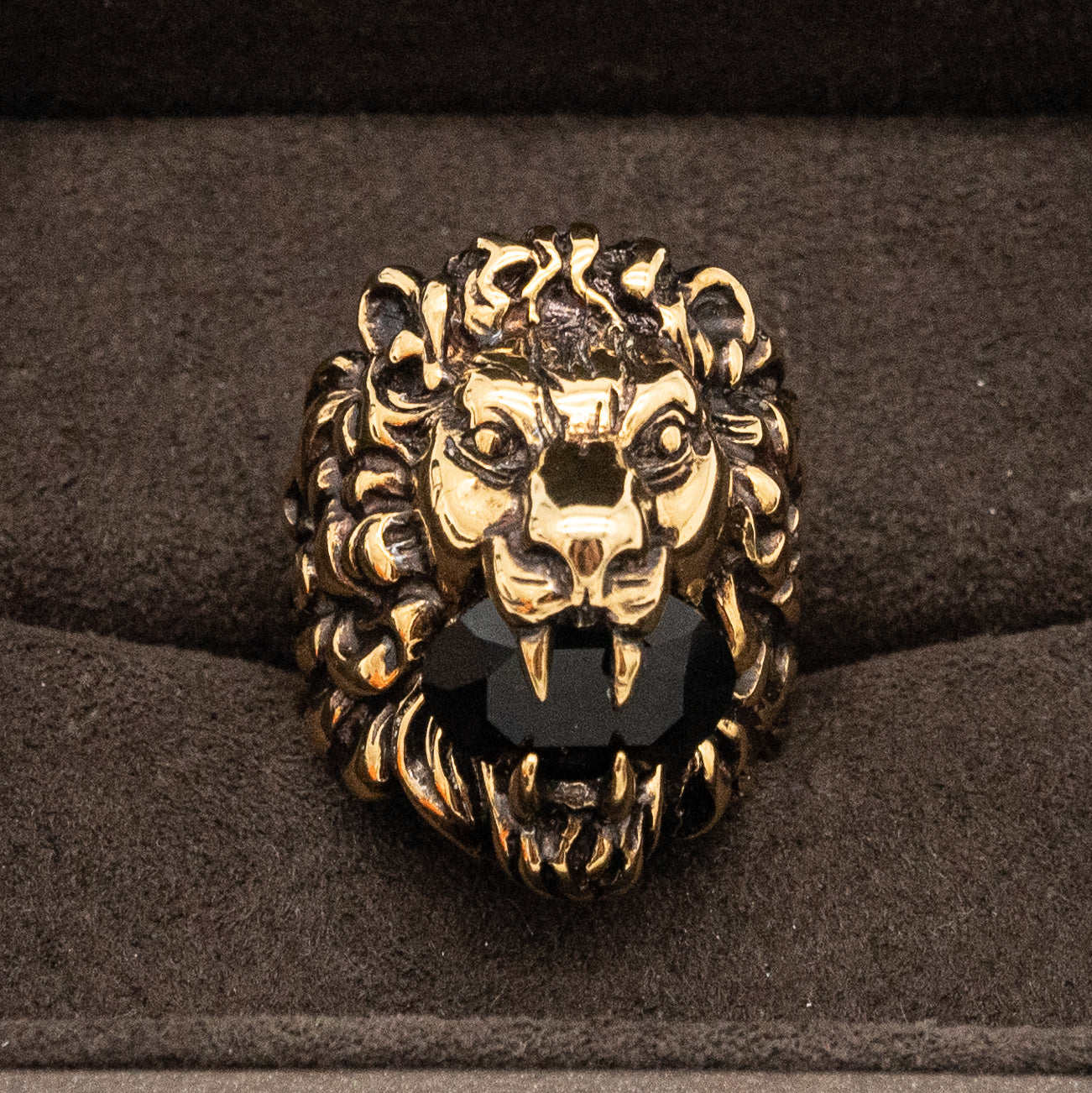 Authentic Gucci Lion Head Motif Black Crystal Ring In Gold & Black
