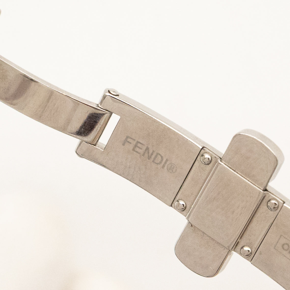 Fendi Rectangular Orologi Sapphire Crystal Watch Salmon Dial – Swiss Made