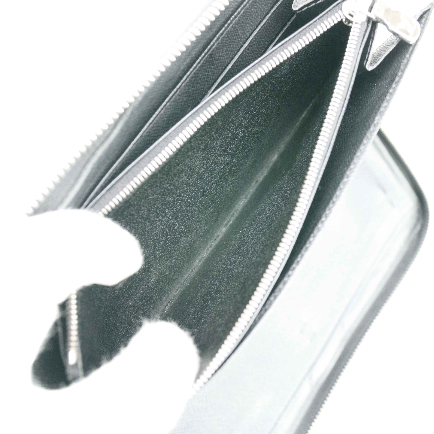 Louis Vuitton Brazza Wallet in Damier Graphite World Tour Print