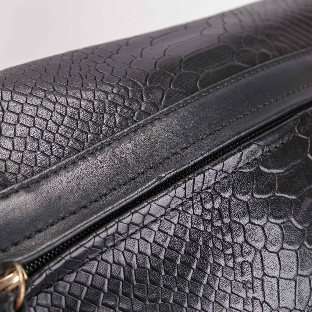 Authentic Gatsby Python Embossed shoulder bag