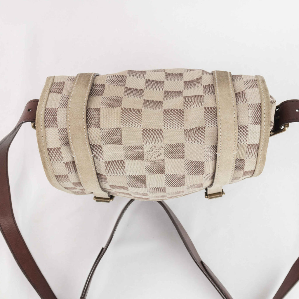 Authentic LOUIS VUITTON Damier Lune Trotteur