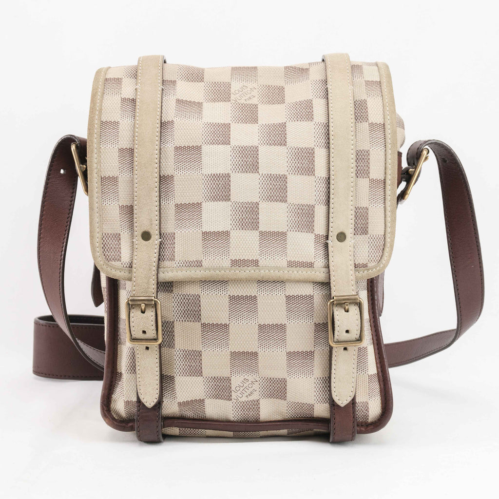 Authentic LOUIS VUITTON Damier Lune Trotteur