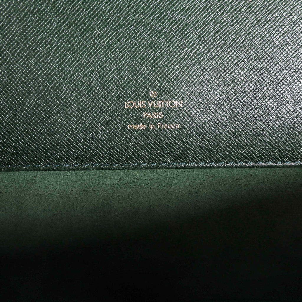 Authentic Louis Vuitton Taiga Serviette Kourad soft business bag green