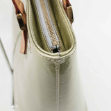Authentic Louis Vuitton Vernis Reade