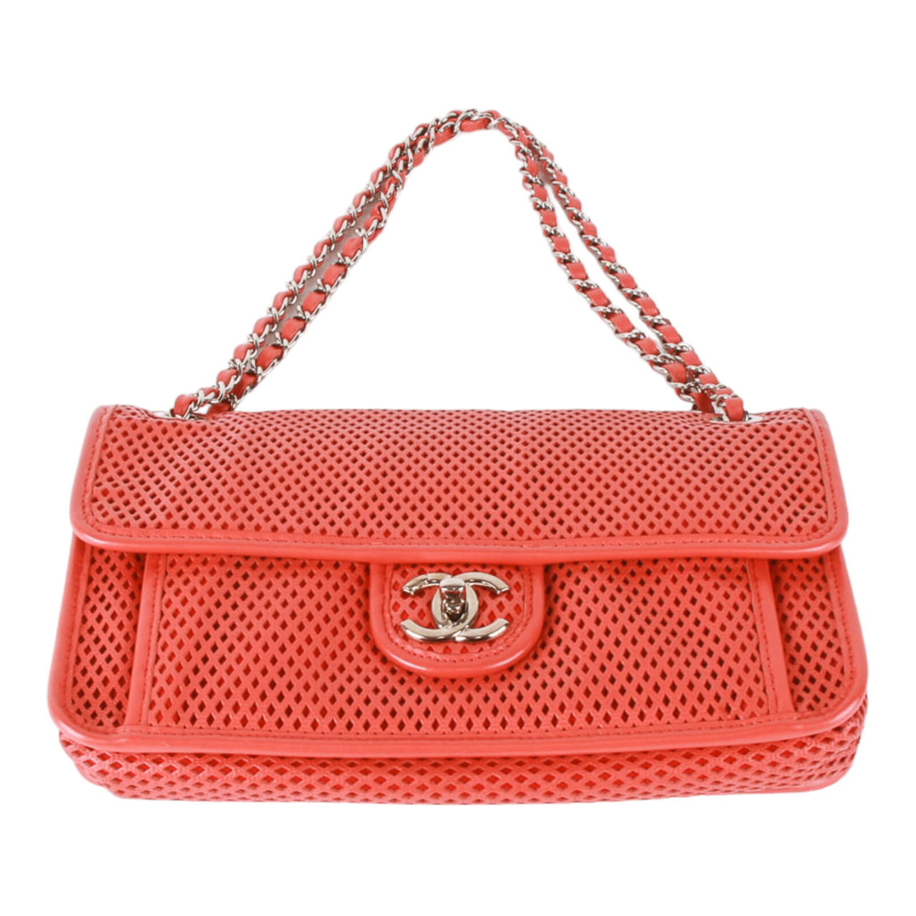 Authentic Chanel red leather Matelassé chain shoulder bag