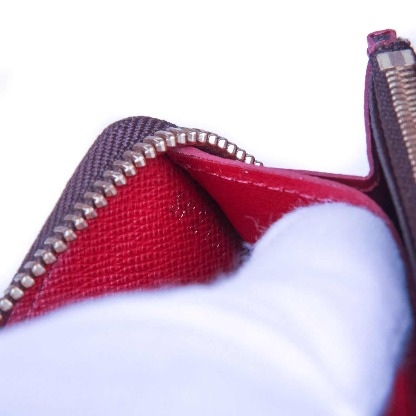 Louis Vuitton Monogram Clémence Wallet – Fuchsia Interior