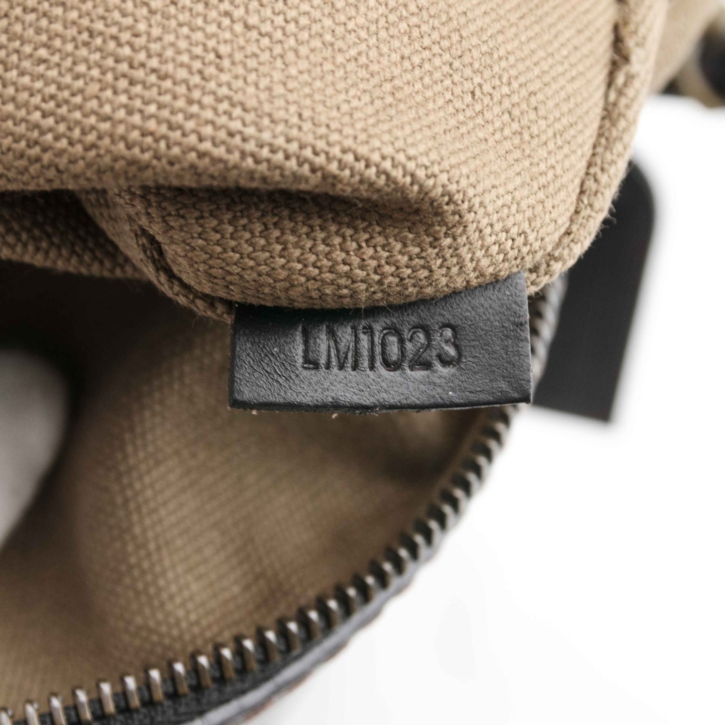 Louis Vuitton Shawnee Pochette Crossbody