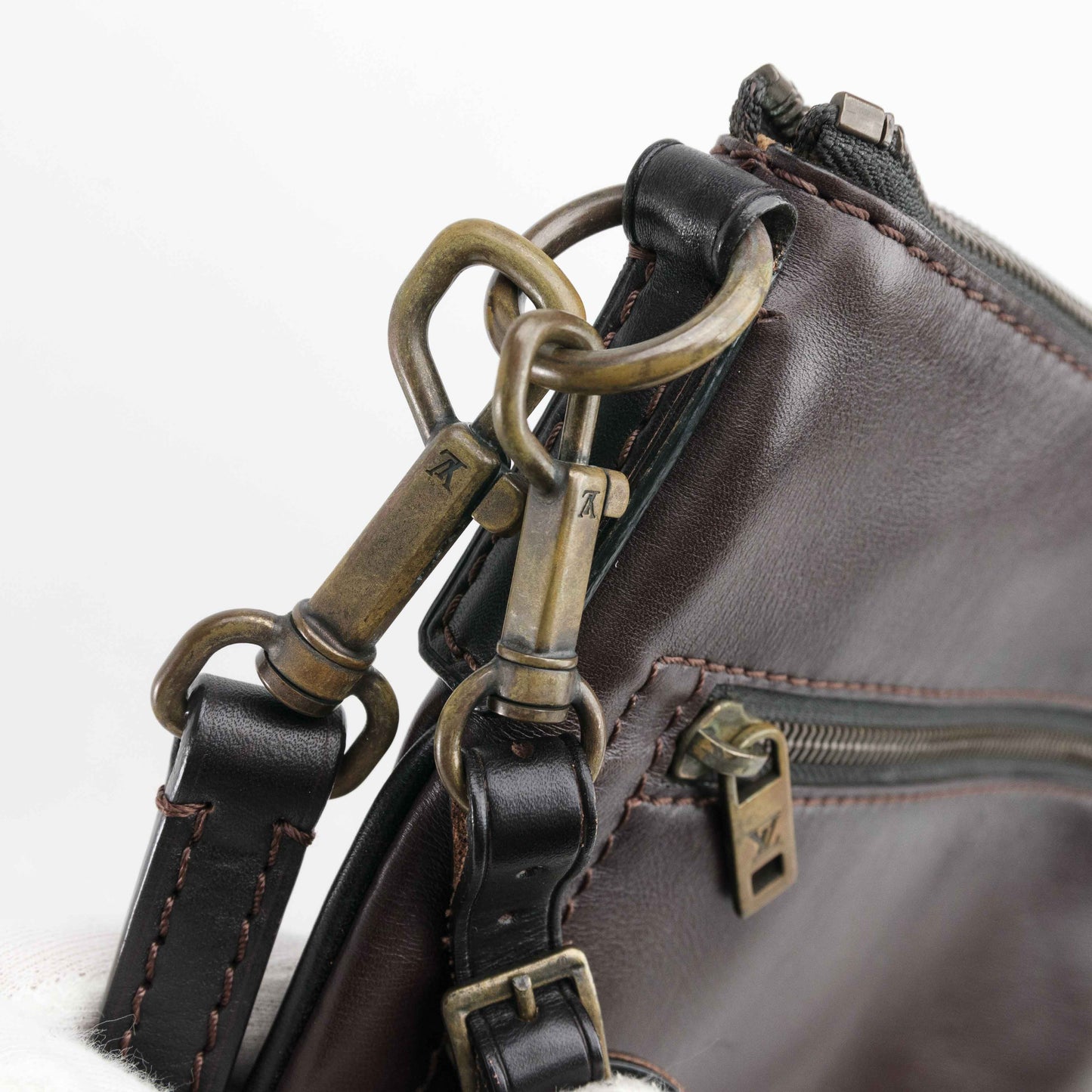 Louis Vuitton Shawnee Pochette Crossbody