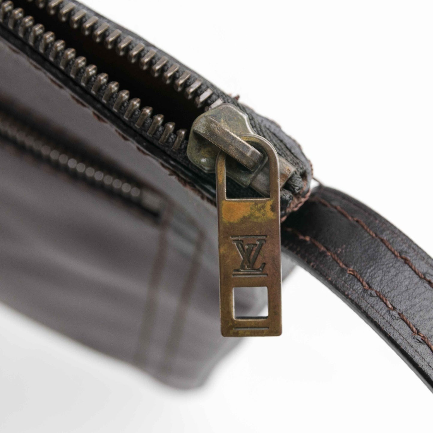 Louis Vuitton Shawnee Pochette Crossbody