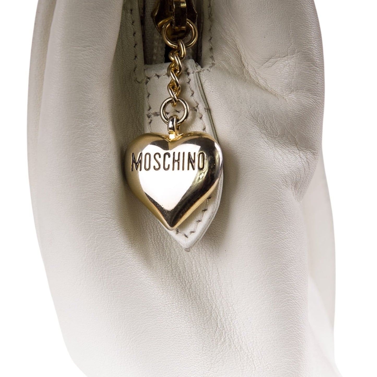 Vintage Moschino heart shape quilted calfskin Gold chain purse