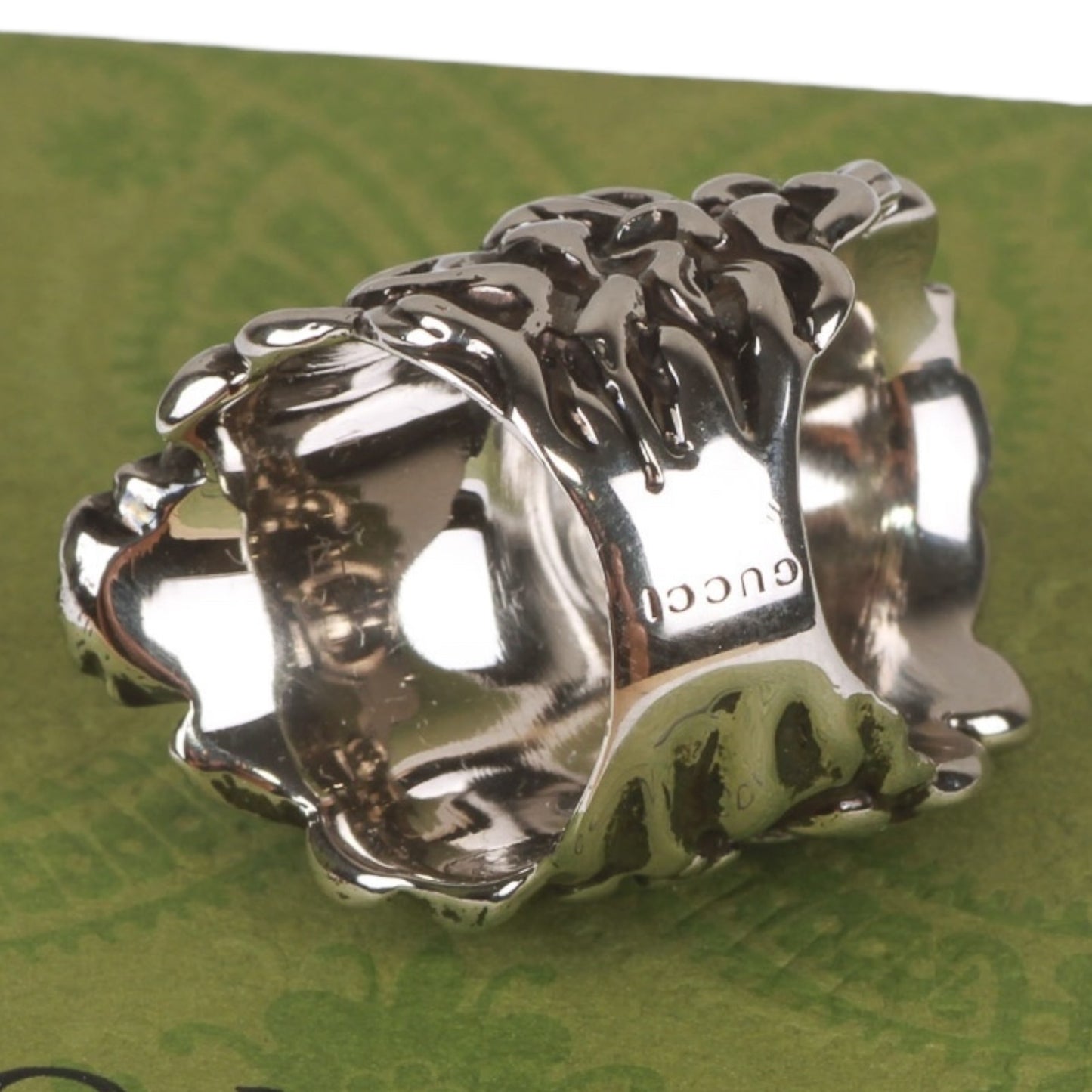 Gucci Crystal-Embellished Lion Head Ring