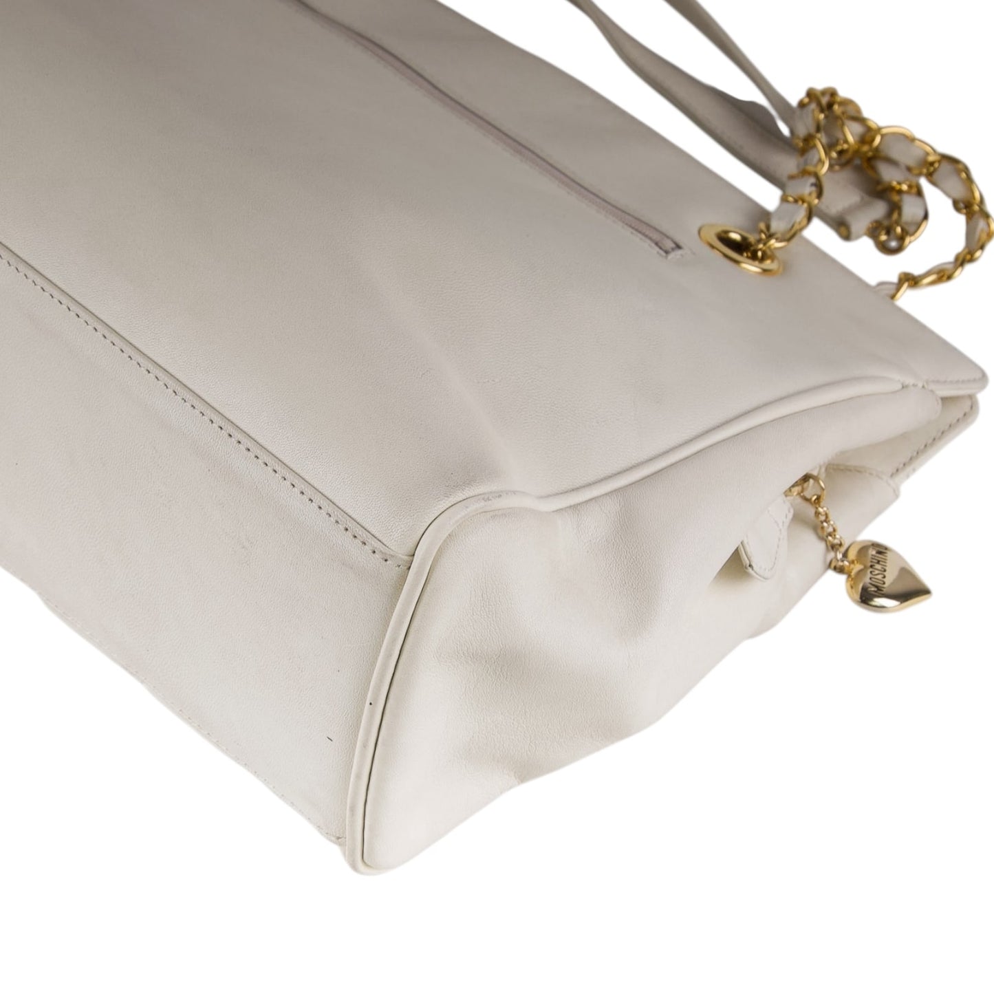 Vintage Moschino heart shape quilted calfskin Gold chain purse