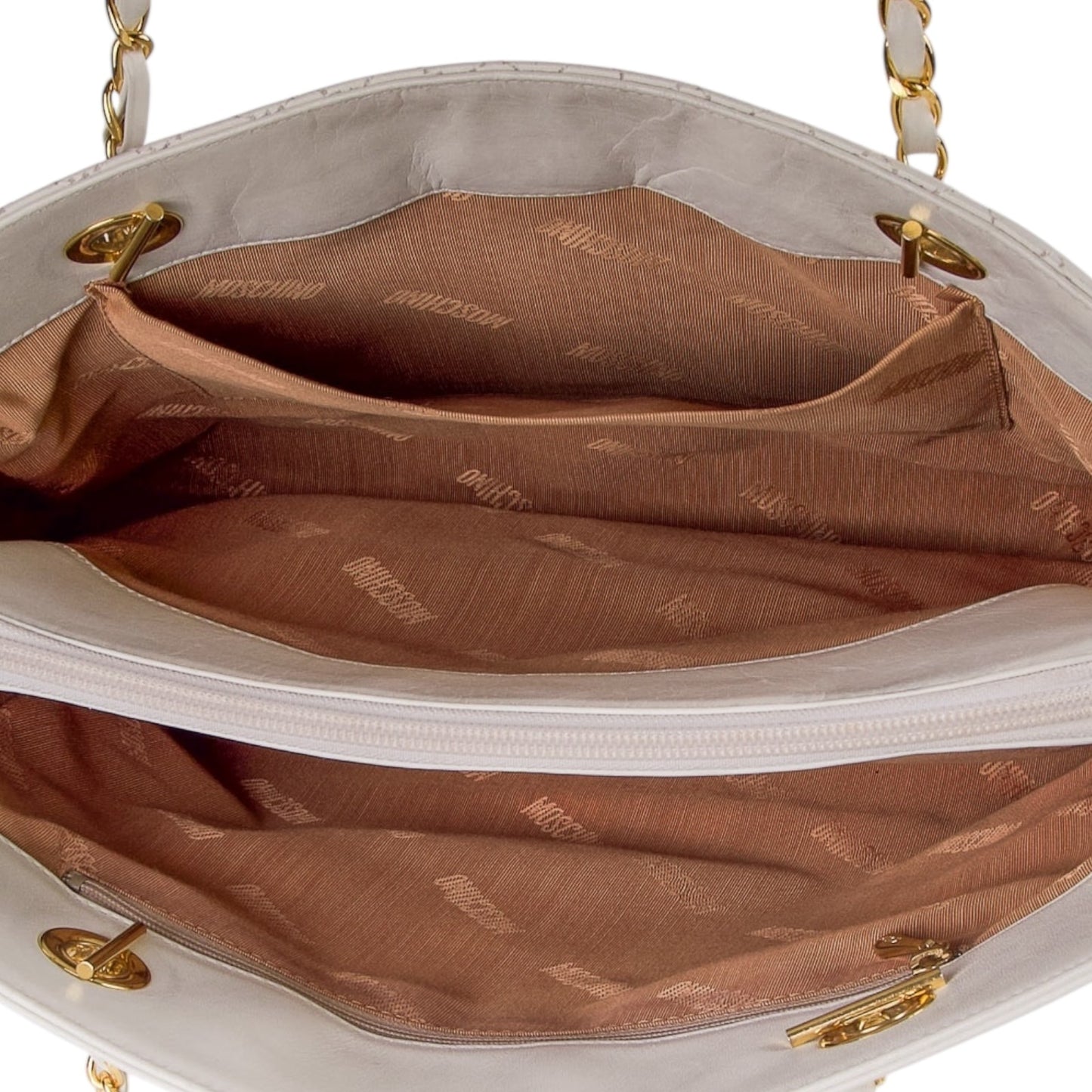 Vintage Moschino heart shape quilted calfskin Gold chain purse