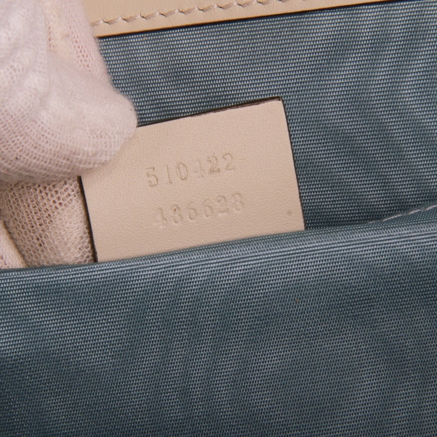 Authentic Gucci Key Lock Flap Portfolio Limited Edition Printed Leather